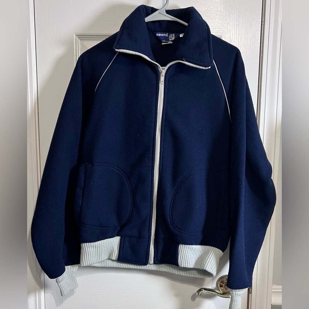 Maverick‎ Vintage NWT Men's M. Polar fleece Jacket w/slide pockets & zip closure